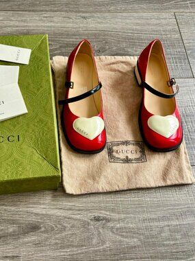 Authentic Girl Gucci Red Leather Shoes (Made in Italy)